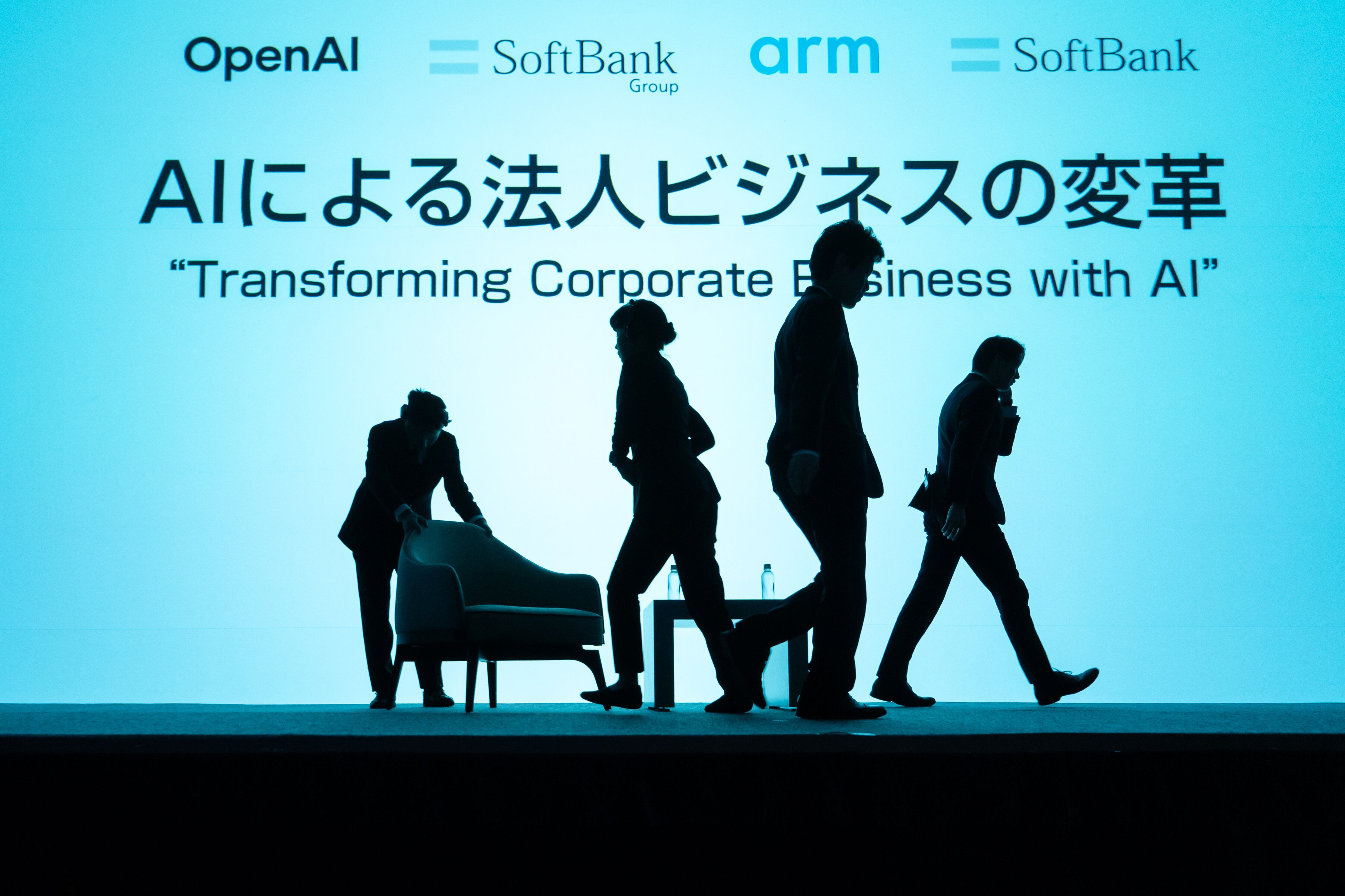 Cumbre sobre IA: entre la innovación y el miedo ante la pérdida de empleos